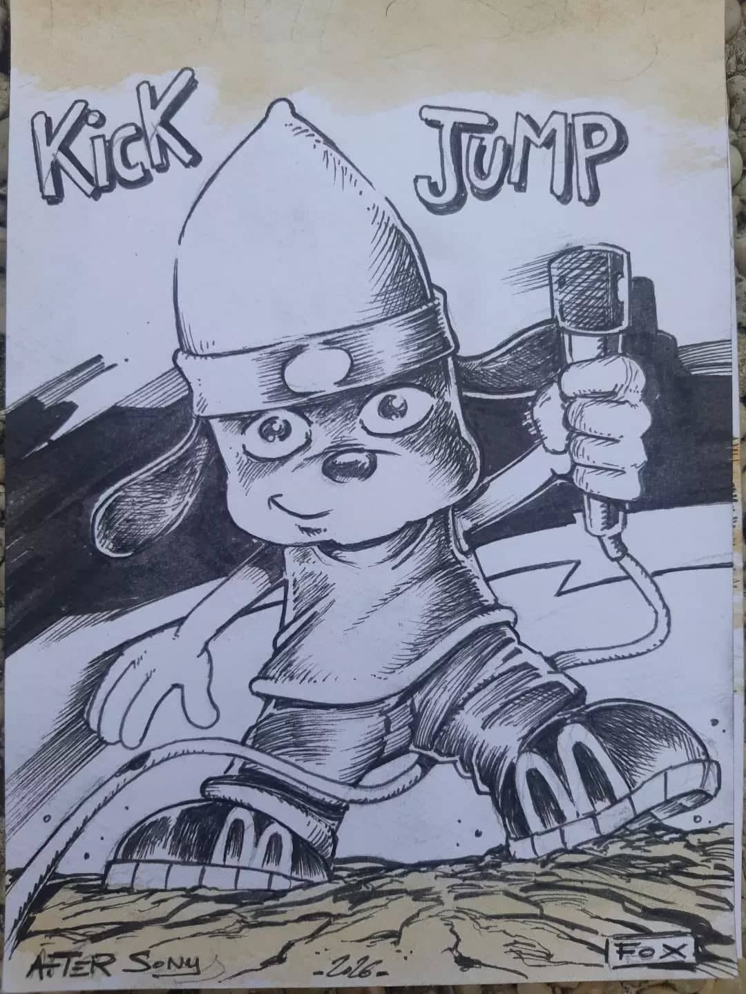 Personnage alien avec microphone